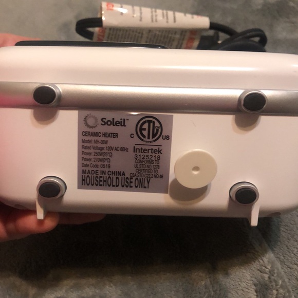 Soleil Personal Electric Ceramic Heater - Picture 8 of 9